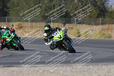 media/Dec-09-2023-SoCal Trackdays (Sat) [[76a8ac2686]]/Turn 3 (1150am)/